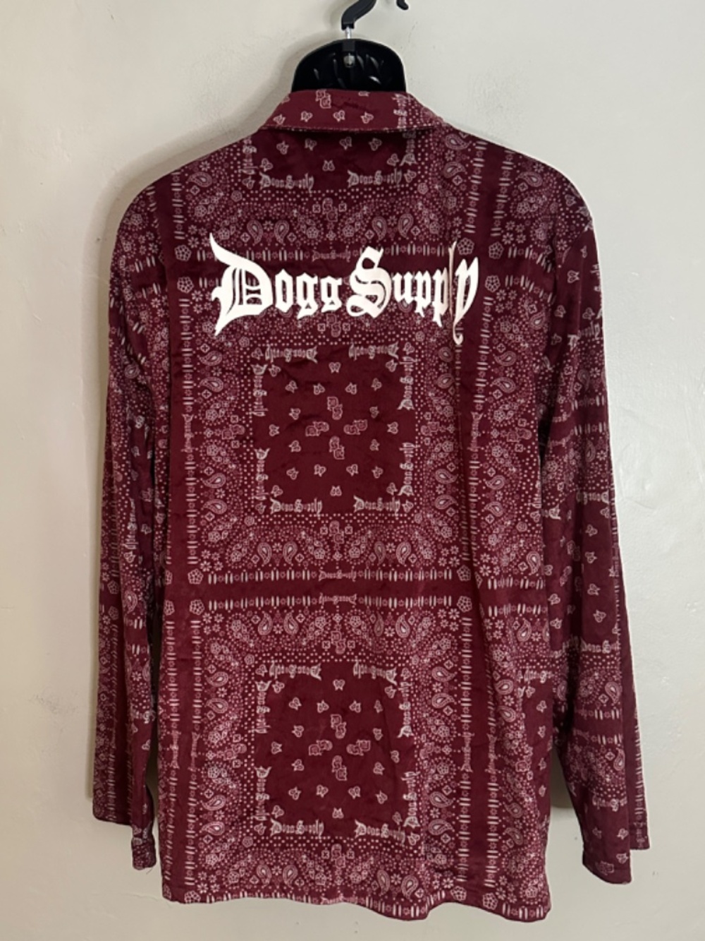 Dogg Supply Velour Long Sleeve Shirt XL Gently worn 100% polyester By Snoop Dogg - Picture 4 of 5